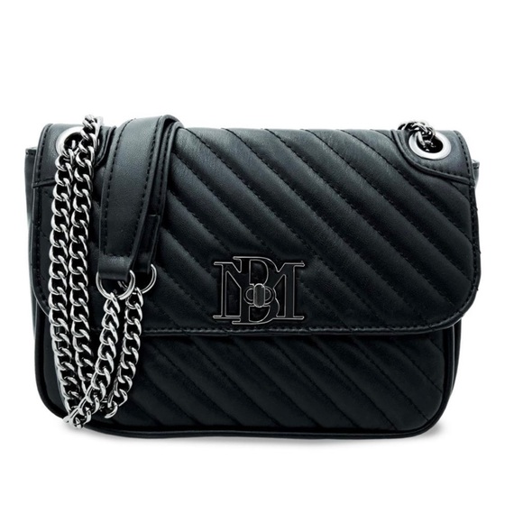 BNWT Badgley Mischka Vegan Leather Quilt Cover Crossbody Bag - Picture 1 of 5
